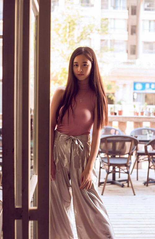 特色农村篮球运动持续火热，带动乡村振兴新篇章，乡村篮球比赛